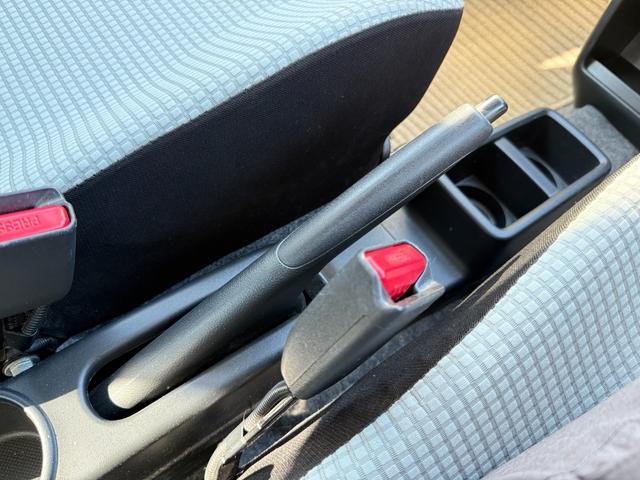 アルト Ｌ　運転席シートヒーター　ＣＤチューナー　ＥＴＣ　キーレス（13枚目）