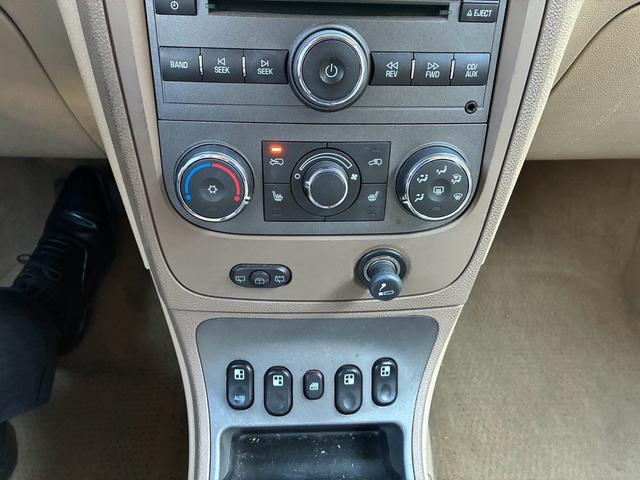 シボレーHHR LT 革シート 純正アルミ(9枚目)