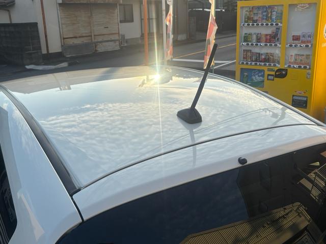 フィットハイブリッド ナビプレミアムセレクション　パナソニックナビ（純正ナビなし）／マルチコートフォグランプ／オプションイルミネーションスカッフプレート／シートヒーター／クルーズコントロール（9枚目）