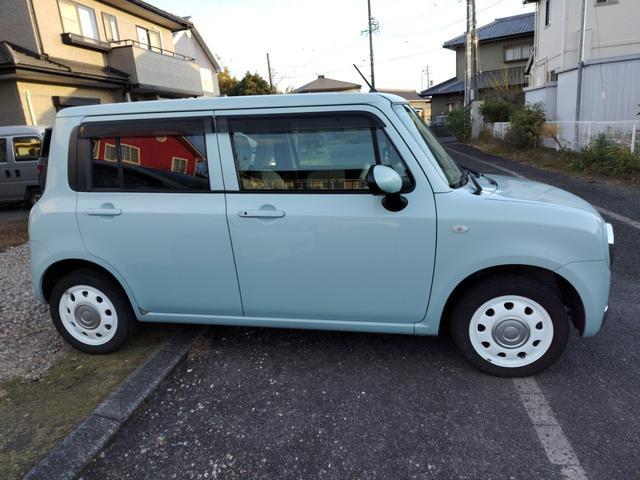 アルトラパンショコラ Ｇ　純正ナビＴＶ（ブルートゥース対応）バックカメラ　プッシュスタート　スマートキー（4枚目）