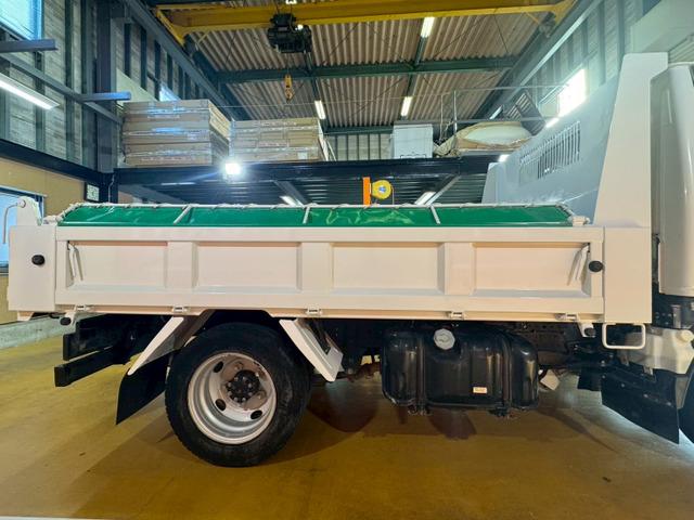 エルフトラック 　ダンプ　ワンオーナー　走行５．３万キロ　積載量３０００ｋｇ　６速マニュアル　ＥＴＣ　３０００ｃｃ　ディーゼル　ＮＫＲ８５ＡＤ　キーレスエントリー　エアコン　パワステ　パワーウインドゥ（13枚目）