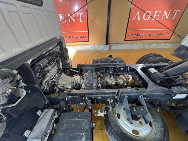 エルフトラック 　ダンプ　ワンオーナー　走行５．３万キロ　積載量３０００ｋｇ　６速マニュアル　ＥＴＣ　３０００ｃｃ　ディーゼル　ＮＫＲ８５ＡＤ　キーレスエントリー　エアコン　パワステ　パワーウインドゥ（37枚目）