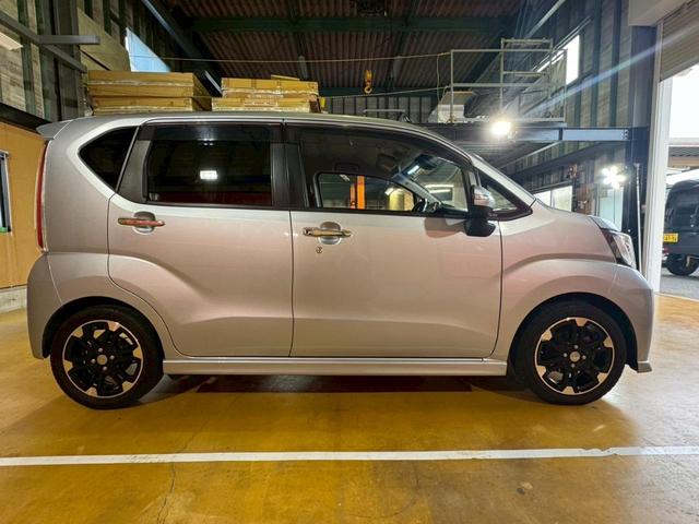 ムーヴ カスタム　ＲＳ　ハイパーＳＡＩＩ　９インチ純正ナビ　ＴＶ　ｂｌｕｅｔｏｏｈｔ　ＥＴＣ　ＬＥＤヘットライト　フォグランプ　横滑り防止機能　バックカメラ　ハーフレザーシート　オートライト　オートエアコン　スマートキーＸ２（4枚目）