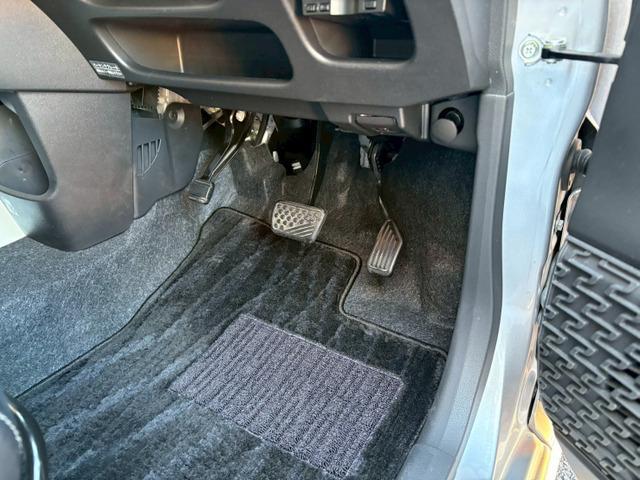 ムーヴ カスタム　ＲＳ　ハイパーＳＡＩＩ　９インチ純正ナビ　ＴＶ　ｂｌｕｅｔｏｏｈｔ　ＥＴＣ　ＬＥＤヘットライト　フォグランプ　横滑り防止機能　バックカメラ　ハーフレザーシート　オートライト　オートエアコン　スマートキーＸ２（34枚目）