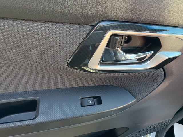 ムーヴ カスタム　ＲＳ　ハイパーＳＡＩＩ　９インチ純正ナビ　ＴＶ　ｂｌｕｅｔｏｏｈｔ　ＥＴＣ　ＬＥＤヘットライト　フォグランプ　横滑り防止機能　バックカメラ　ハーフレザーシート　オートライト　オートエアコン　スマートキーＸ２（39枚目）