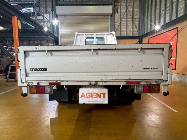 ボンゴトラック ＤＸ　エアコン　パワステ　パワーウィンドウ　ダブルタイヤ　５ＭＴ　５速マニュアル　２ＷＤ　積載量１０００ｋ　１８００ｃｃ　ガソリン車　荷台サイズ２７２０ｘ１６００ｘ３８５　記録簿（3枚目）