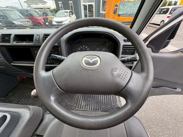 ボンゴトラック ＤＸ　エアコン　パワステ　パワーウィンドウ　ダブルタイヤ　５ＭＴ　５速マニュアル　２ＷＤ　積載量１０００ｋ　１８００ｃｃ　ガソリン車　荷台サイズ２７２０ｘ１６００ｘ３８５　記録簿（35枚目）