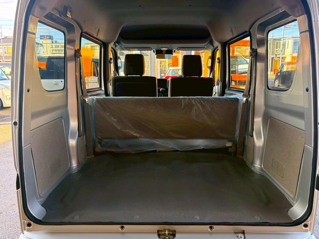 エブリイ ＰＣ　ワンオーナー　走行１．２万キロ　ＬＥＤヘッドライト　衝突被害軽減ブレーキ　ＣＶＴ　キーレスエントリー　エアコン　パワステ　パワーウインドウ（9枚目）