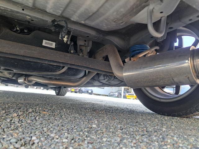 アルトワークス  ETC HID エアロ スマートキー 電動格納ミラー MT 盗難防止システム ABS ESC CD ローダウン アルミホイール 衝突安全ボディ エアコン パワーウィンドウ(21枚目)