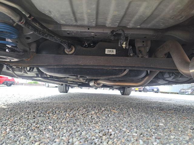 アルトワークス  ETC HID エアロ スマートキー 電動格納ミラー MT 盗難防止システム ABS ESC CD ローダウン アルミホイール 衝突安全ボディ エアコン パワーウィンドウ(27枚目)