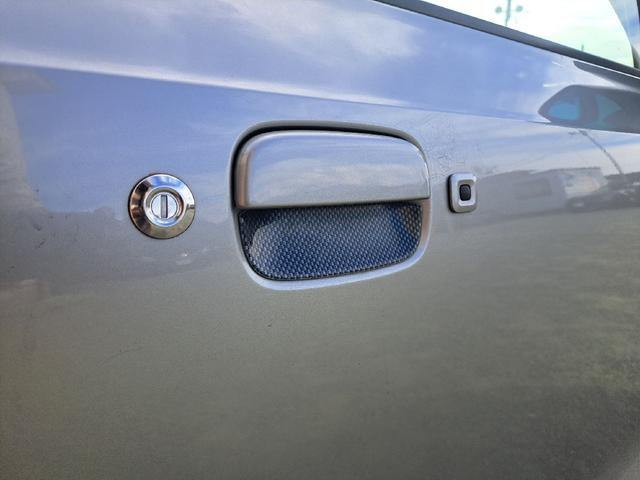 アルトワークス  ETC HID エアロ スマートキー 電動格納ミラー MT 盗難防止システム ABS ESC CD ローダウン アルミホイール 衝突安全ボディ エアコン パワーウィンドウ(30枚目)