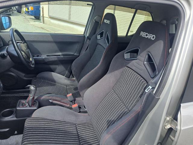 アルトワークス  ETC HID エアロ スマートキー 電動格納ミラー MT 盗難防止システム ABS ESC CD ローダウン アルミホイール 衝突安全ボディ エアコン パワーウィンドウ(62枚目)