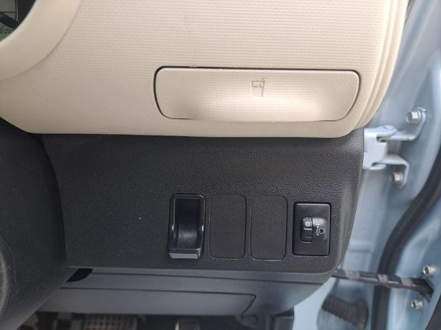 ミラココア 　ドライブレコーダー　ＥＴＣ　バックカメラ　ナビ　ＴＶ　電動格納ミラー　ベンチシート　ＣＶＴ　ＡＢＳ　ＣＤ　Ｂｌｕｅｔｏｏｔｈ（8枚目）