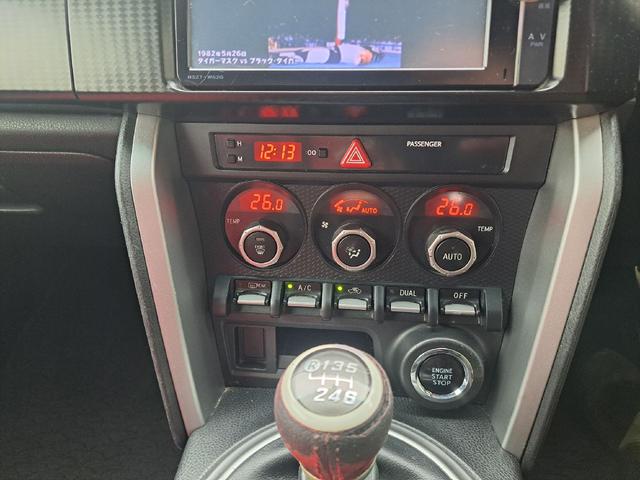 86 GTリミテッド バックカメラ TV MT HID LEDヘッドランプ スマートキー 電動格納ミラー シートヒーター アルミホイール 盗難防止システム 衝突安全ボディ ABS ESC エアコン パワーステアリング(30枚目)