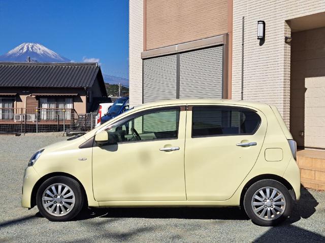 ミライース Ｘ　リミテッドＳＡ　衝突被害軽減システム　キーレスエントリー　アイドリングストップ　ＣＶＴ　盗難防止システム　ＡＢＳ　ＥＳＣ　ＣＤ　ミュージックプレイヤー接続可　アルミホイール　衝突安全ボディ　エアコン（8枚目）