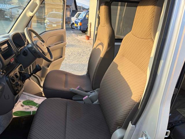 NV100クリッパーバン DX GLパッケージ 4WD 5速マニュアル クラッチ新品 マッドクロス14インチアルミ+オープンカントリーR/T ETC 両側スライドドア パワーウインド エアコン パワステ(24枚目)