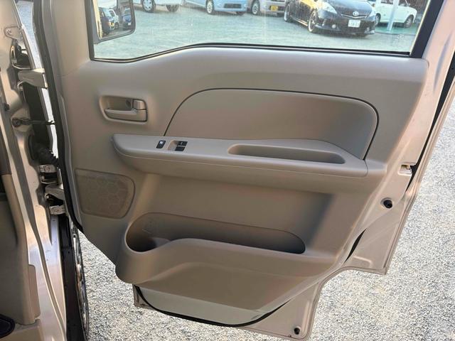 NV100クリッパーバン DX GLパッケージ 4WD 5速マニュアル クラッチ新品 マッドクロス14インチアルミ+オープンカントリーR/T ETC 両側スライドドア パワーウインド エアコン パワステ(32枚目)