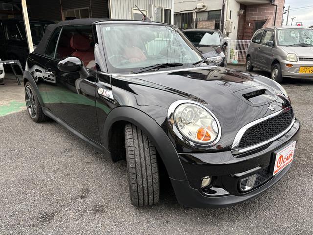 ＭＩＮＩ クーパーＳ　コンバーチブル　ナビ　地デジ　シートカバー　ＨＩＤヘッドライト　プッシュスタート　スポーツモード　ＥＴＣ　Ｂｌｕｅｔｏｏｔｈ　ターボ　車検２年（5枚目）