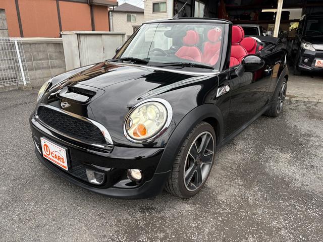 ＭＩＮＩ クーパーＳ　コンバーチブル　ナビ　地デジ　シートカバー　ＨＩＤヘッドライト　プッシュスタート　スポーツモード　ＥＴＣ　Ｂｌｕｅｔｏｏｔｈ　ターボ　車検２年（14枚目）