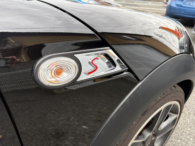 ＭＩＮＩ クーパーＳ　コンバーチブル　ナビ　地デジ　シートカバー　ＨＩＤヘッドライト　プッシュスタート　スポーツモード　ＥＴＣ　Ｂｌｕｅｔｏｏｔｈ　ターボ　車検２年（28枚目）