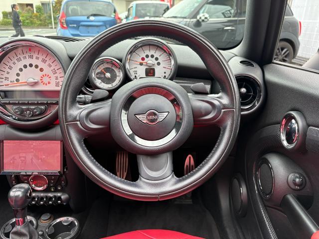 ＭＩＮＩ クーパーＳ　コンバーチブル　ナビ　地デジ　シートカバー　ＨＩＤヘッドライト　プッシュスタート　スポーツモード　ＥＴＣ　Ｂｌｕｅｔｏｏｔｈ　ターボ　車検２年（48枚目）
