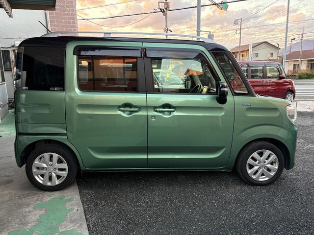 スペーシア ハイブリッドＸ　８インチナビ　２トーンルーフパッケージ装着車　アップグレードパッケージ装着車　全方位モニター用カメラパッケージ装着車　片側側パワスラ　ドラレコ　ＥＴＣ　ヘッドアップディスプレイ　Ｄ席シートヒーター（10枚目）