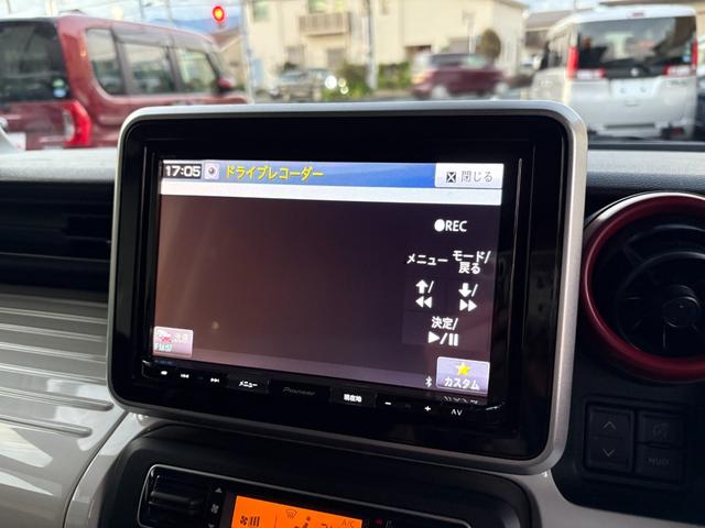スペーシア ハイブリッドＸ　８インチナビ　２トーンルーフパッケージ装着車　アップグレードパッケージ装着車　全方位モニター用カメラパッケージ装着車　片側側パワスラ　ドラレコ　ＥＴＣ　ヘッドアップディスプレイ　Ｄ席シートヒーター（76枚目）