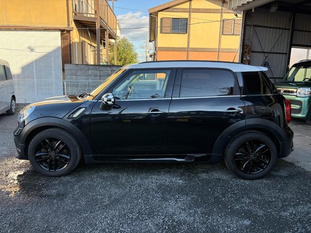 ＭＩＮＩ クーパーＳ　クロスオーバー　黒皮　シートヒーター　ＥＴＣ　ＪＣＷエアロ　ターボ　タイミングチェーン　ＨＩＤヘッドライト　オートライト　キーレス　プッシュスタート　ＡＵＸ　パドルシフト　ブロアモーター交換済　ベルト＆プーリー交換済（10枚目）