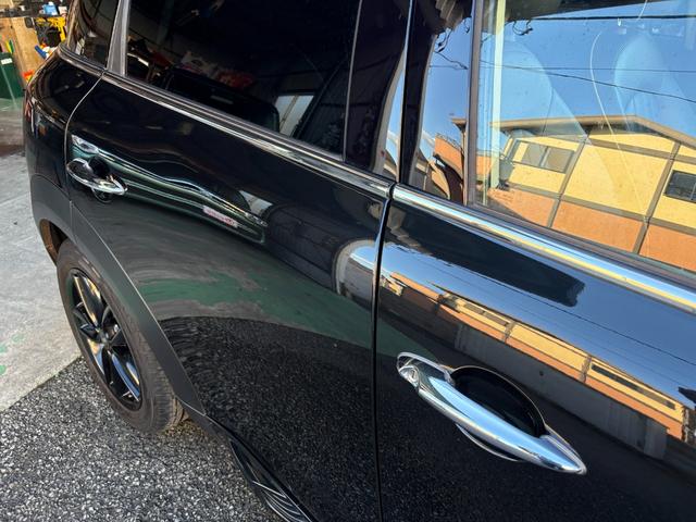 ＭＩＮＩ クーパーＳ　クロスオーバー　黒皮　シートヒーター　ＥＴＣ　ＪＣＷエアロ　ターボ　タイミングチェーン　ＨＩＤヘッドライト　オートライト　キーレス　プッシュスタート　ＡＵＸ　パドルシフト　ブロアモーター交換済　ベルト＆プーリー交換済（14枚目）