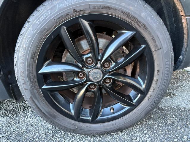 ＭＩＮＩ クーパーＳ　クロスオーバー　黒皮　シートヒーター　ＥＴＣ　ＪＣＷエアロ　ターボ　タイミングチェーン　ＨＩＤヘッドライト　オートライト　キーレス　プッシュスタート　ＡＵＸ　パドルシフト　ブロアモーター交換済　ベルト＆プーリー交換済（30枚目）