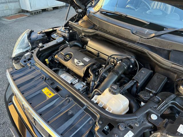 ＭＩＮＩ クーパーＳ　クロスオーバー　黒皮　シートヒーター　ＥＴＣ　ＪＣＷエアロ　ターボ　タイミングチェーン　ＨＩＤヘッドライト　オートライト　キーレス　プッシュスタート　ＡＵＸ　パドルシフト　ブロアモーター交換済　ベルト＆プーリー交換済（34枚目）