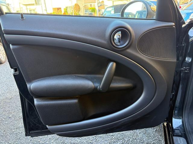 ＭＩＮＩ クーパーＳ　クロスオーバー　黒皮　シートヒーター　ＥＴＣ　ＪＣＷエアロ　ターボ　タイミングチェーン　ＨＩＤヘッドライト　オートライト　キーレス　プッシュスタート　ＡＵＸ　パドルシフト　ブロアモーター交換済　ベルト＆プーリー交換済（54枚目）