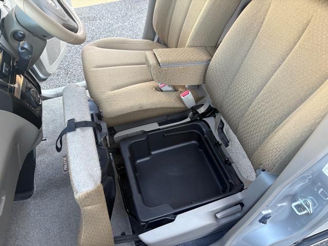 パレット Ｘ　タイヤ４本新品　ＥＴＣ　Ｂカメ　ナビ　ワンセグ　スマートキー　プッシュスタート　左パワスラ（64枚目）