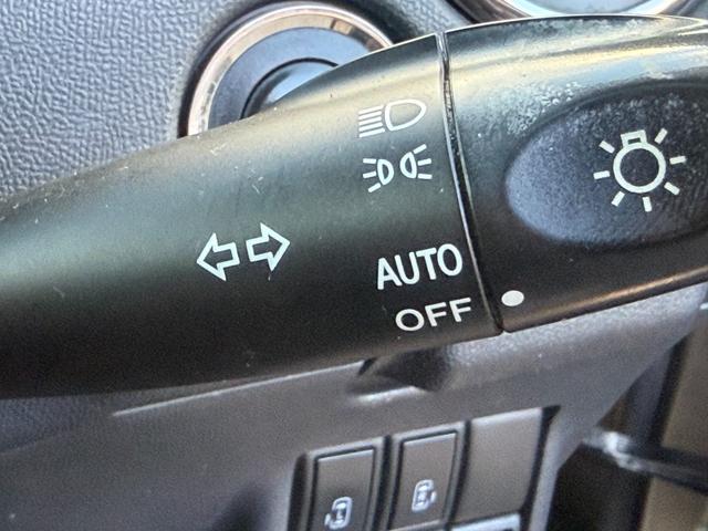 パレットＳＷ リミテッドＩＩ　タイヤ新品　Ｂカメ　Ｂｌｕｅｔｏｏｔｈ　地デジ　シートヒーター　ＨＩＤヘッドライト　オートライト　両側パワスラ　スマートキー　プッシュスタート　フォグランプ（67枚目）