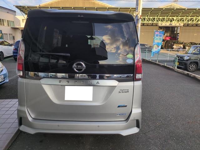 セレナ ハイウェイスター　Ｖセレクション　純正ＳＤナビ、フルセグＴＶ、アラウンドビューモニター、両側パワースライドドア、ＥＴＣ、ＬＥＤヘッドライト、インテリジェントキー×２、エマージェンシーブレーキ、ワンオーナー車！（7枚目）