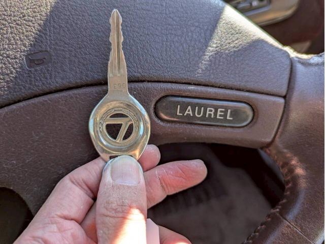 NISSAN LAUREL MEDALIST TWINCAM 24V