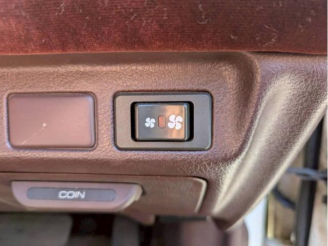 NISSAN LAUREL MEDALIST TWINCAM 24V