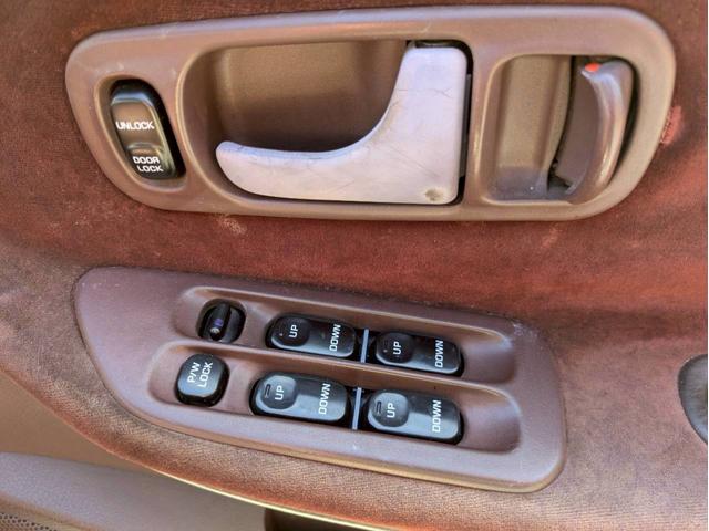 NISSAN LAUREL MEDALIST TWINCAM 24V