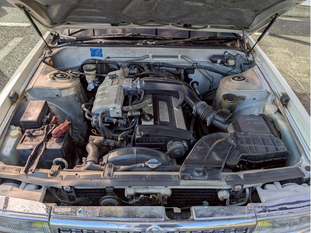 NISSAN LAUREL MEDALIST TWINCAM 24V