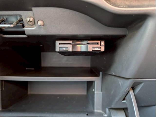 ノート e-パワーニスモ S アルパイン9インチナビ フルセグTV アラウンドビューモニター デジタルインナーミラー 社外17AW エマージェンシーブレーキ LEDヘッドライト 2.0ETC スマートキー2個 走行中TV視聴可(24枚目)