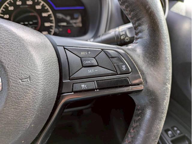 ノート e-パワーニスモ S アルパイン9インチナビ フルセグTV アラウンドビューモニター デジタルインナーミラー 社外17AW エマージェンシーブレーキ LEDヘッドライト 2.0ETC スマートキー2個 走行中TV視聴可(27枚目)