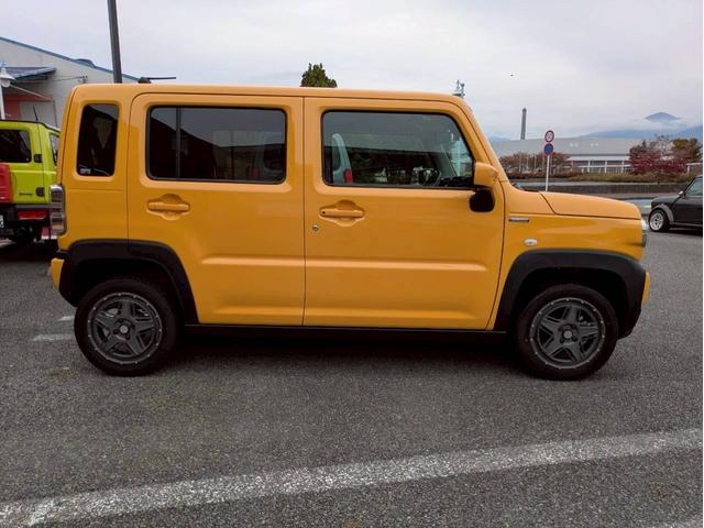 ハスラー ハイブリッドＧターボ　社外１５インチホイール　純正シートカバー　ＬＥＤヘッドライト　デュアルカメラセーフティサポート　レーダークルーズ　パドルシフト　オーディオ　ＥＴＣ　スマートキー２個　禁煙車　ドライブレコーダー（4枚目）