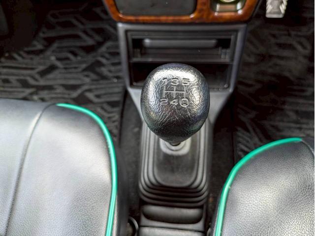 ミラジーノ ミニライトスペシャルターボ　社外ナビ　ＨＩＤヘッドライト　ローダウン　５速ミッション　社外スピーカー　ウッドコンビハンドル　フェンダーミラー　シートカバー　前後ドライブレコーダー　ＥＴＣ　ユーザー買取車　禁煙車（19枚目）