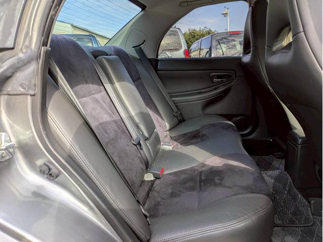 インプレッサ ＷＲＸ　ＳＴＩ　Ａライン　ブレンボキャリパー　ＴＥＩＮ車高調減衰調整　ＭＯＭＯステアリング　フジツボマフラー　ＶＩＰＥＲセキュリティー　社外ディスプレイオーディオ　ＥＴＣ　ＳＴＩタワーバー　ＨＩＤヘッドライト　キーレスキー（13枚目）