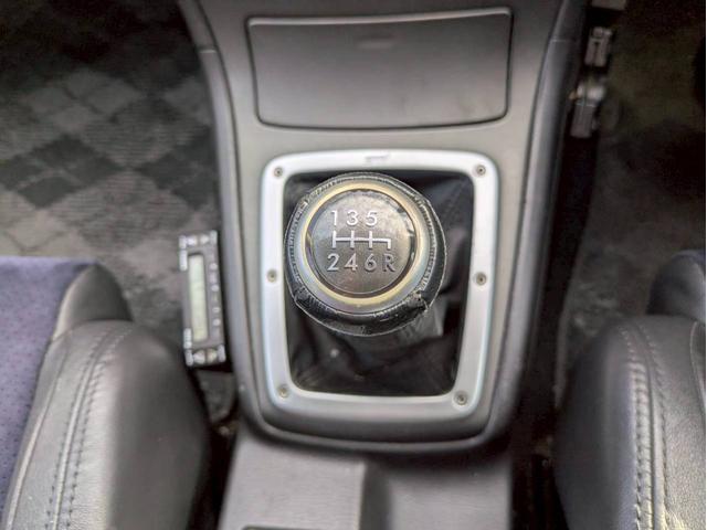 インプレッサ ＷＲＸ　ＳＴＩ　Ａライン　ブレンボキャリパー　ＴＥＩＮ車高調減衰調整　ＭＯＭＯステアリング　フジツボマフラー　ＶＩＰＥＲセキュリティー　社外ディスプレイオーディオ　ＥＴＣ　ＳＴＩタワーバー　ＨＩＤヘッドライト　キーレスキー（18枚目）