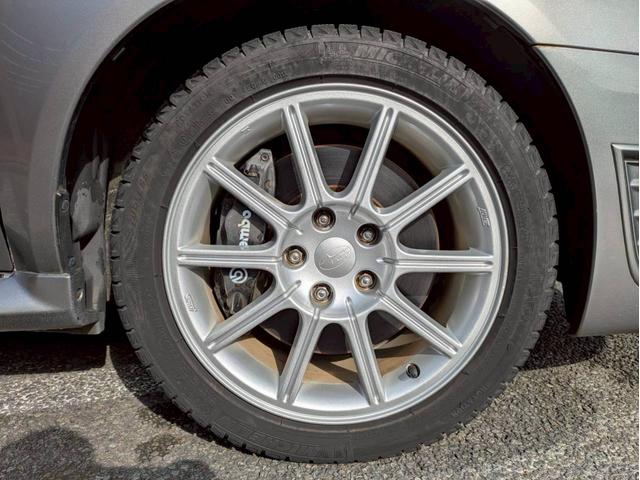 インプレッサ ＷＲＸ　ＳＴＩ　Ａライン　ブレンボキャリパー　ＴＥＩＮ車高調減衰調整　ＭＯＭＯステアリング　フジツボマフラー　ＶＩＰＥＲセキュリティー　社外ディスプレイオーディオ　ＥＴＣ　ＳＴＩタワーバー　ＨＩＤヘッドライト　キーレスキー（32枚目）