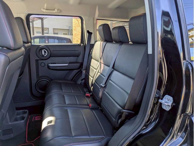 ダッジ・ナイトロ R/T デイスプレイオーディオ 社外ナビTV バックモニター レザーシート シートヒーター 社外デジタルインナー 前後ドライブレコーダー ETC クルーズコントロール キーレス2個 サイドステップ 禁煙車(14枚目)