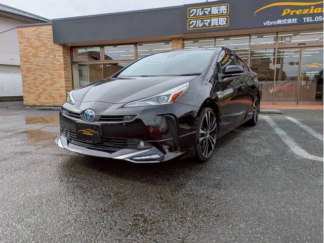 プリウス Ｓ　純正９インチナビフルセグ　バックモニター　モデリスタエアロ　社外１９ＡＷ　トヨタセーフティセンス　前後ドライブレコーダー　レーダークルーズ　オートハイビーム　ＬＥＤヘッドライト　走行中ＴＶ可　禁煙車（9枚目）