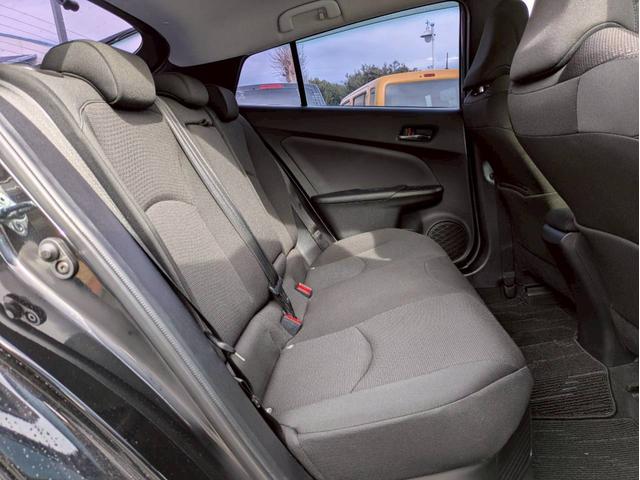 プリウス Ｓ　純正９インチナビフルセグ　バックモニター　モデリスタエアロ　社外１９ＡＷ　トヨタセーフティセンス　前後ドライブレコーダー　レーダークルーズ　オートハイビーム　ＬＥＤヘッドライト　走行中ＴＶ可　禁煙車（13枚目）