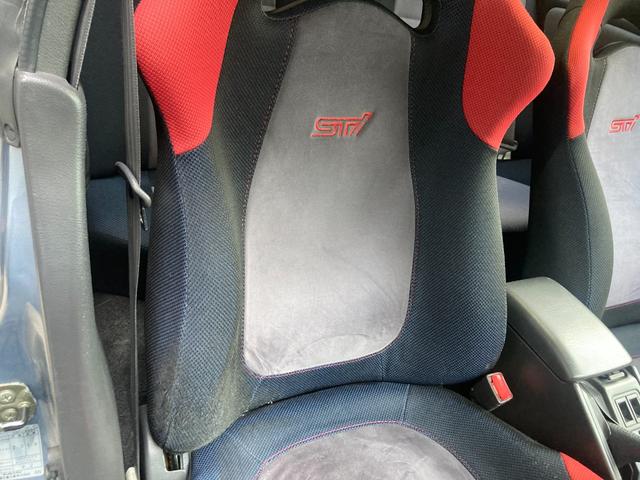 インプレッサ ＷＲＸ　ＳＴｉバージョンＶ　ターボ　４ＷＤ　ＨＤＤナビ　ＢＬＵＴＯＯＴＨ　ＭＯＭＯステアリング　フォグランプ　ＥＴＣ　ドライブレコーダーＳＰＥＥＤ　ＬＩＮＥ　１６インチアルミホイール　柿本マフラー（24枚目）